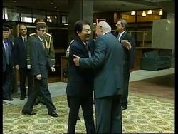 Zhu Rongji continues visit to Moscow News Clip