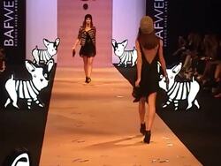 Models on the runway at Buenos Aires Fashion Week on February 24, 2011, in Buenos Aires, Argentina. (Footage by Meche Marmol/LatinContent/Getty Images) Stock Footage
