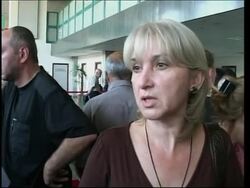 Officials postpone landing of two Russian planes carrying Georgians News Clip