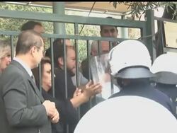 Riot police have clashed with protesting workers barricading Greece's ancient Acropolis, using tear gas to clear the demonstrators from the entrance to one of Greece's most famous ancient sites. News Clip