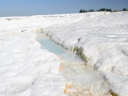Flowing spring water in Pamukkale with audio/sound Stock Footage