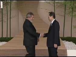 WRAP Major economies leaders meeting, family photo ADDS lunch News Clip