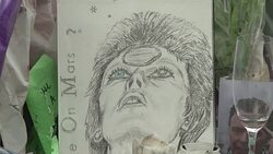 CLEAN : Fans pay tribute to eternal Bowie on death anniversary News Clip
