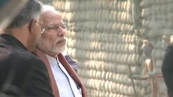 CLEAN : India: Hollande and Modi visit Chandigharhs Rock Garden News Clip