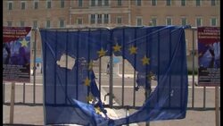 Greece - Greek Prime Minister announces new deal with debt inspectors / Workers stage May Day protests, EU flag burning outside parliament / Police prevent Golden Dawn members from opening a Greeks-only soup kitchen / Greek national broadcaster ERT goes off the air due to austerity cuts Instructional Video