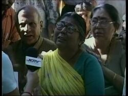 GALAPAGOS: OIL SPILL: CAPTAIN SUFFERS NERVOUS TENSION (V) News Clip