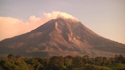 Sinabung volcano at highest alert level Instructional Video