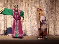 MS TS Actor performing qinqiang opera in theater, qinqiang is representative folk opera of northwest china AUDIO / xi'an, shaanxi, china Stock Footage