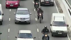 CLEAN : FILE: Fitch cuts Brazil rating over worsening economic picture News Clip