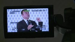 CLEAN : Renault reports profit shares jump News Clip