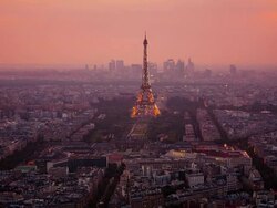TL Eiffel Tower day to night Stock Footage