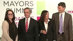 CLEAN : US mayors push for building bridges with Mexico instead of walls News Clip