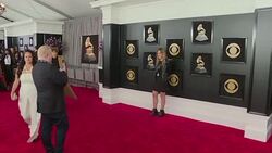 CLEAN : Hip hop dominates red carpet buzz at Grammys News Clip