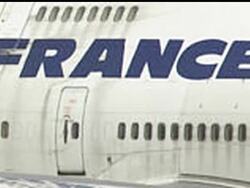 The AP speaks with two South Carolina college students who flew alongside a man infected with a dangerous strain of tuberculosis who call his actions selfish. News Clip