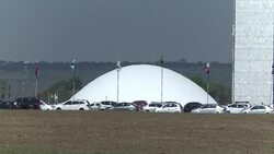 VOICED : Arrestan a senador brasileno por escandalo de Petrobras News Clip