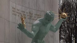 VOICED : Detroit se declara en quiebra News Clip