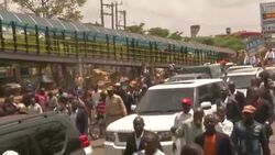 Convoy as Kenyan opposition leader Raila Odinga arrivies in Nairobi Instructional Video