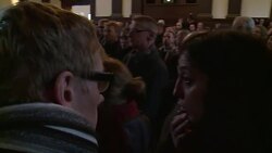 CLEAN : Ashes to ashes Berlin bids farewell to David Bowie News Clip