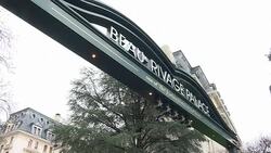 CLEAN : Iran nuclear talks race towards deadline News Clip