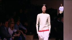 Phoebe Philo shows crisp  minimal collection News Clip