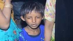 CLEAN : Myanmar death toll at 400 as 30,000 Rohingya flee to Bangladesh News Clip