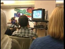 Nigeria produces a yam-packed 'Sesame Street' News Clip