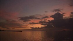 A beautiful sunset reflects in Manila Bay. Stock Footage
