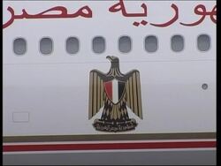 Mubarak arrives in Moscow to discuss MidEast issues News Clip