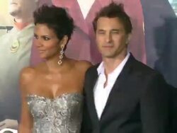 Olivier Martinez, Halle Berry at Cloud Atlas Los Angeles Premiere on 10/24/2012 in Hollywood, CA.(Footage by WireImage Video/Getty Images Entertainment Video) Stock Footage