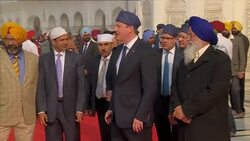 Cameron tours Golden Temple,the holiest site in the Sikh religion News Clip