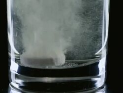 pill in glass of water Stock Footage