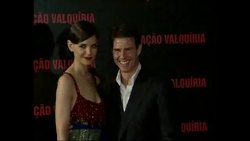 Experts weigh in on Tom Cruise and Katie Holmes' split News Clip