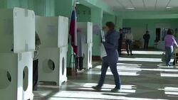 CLEAN : Russia votes in regional polls with neutered opposition News Clip