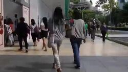 Timelapse crowded people in orchard road at singapore Stock Footage