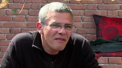 CLEAN : Explosively graphic lesbian scenes shock News Clip