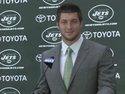 Tim Tebow gives first Jets press conference Stock Footage