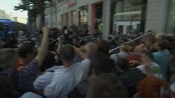 More arrests in Moscow during protest Instructional Video