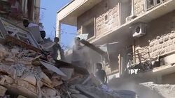 CLEAN : Syria: strike hits rebel held neighbourhood in Aleppo News Clip