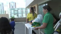 A Brazilian family with a rare genetic disorder giving six fingers on each hand has become a symbol of their nation's hopes to bring home Brazil's sixth world cup title. (June 19) News Clip