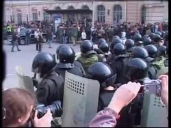 Russian riot police, opposition backers clash as rally ends News Clip