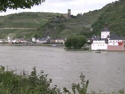 WS View of Pfalzgrafenstein Castle and Gutenfels Castle near village Kaub / Rhine-Valley,  Rhineland-Palatinate, Germany Stock Footage