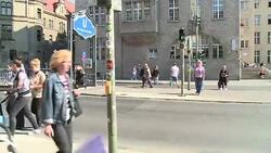 VOICED : Alemania hacia la prohibicion parcial del burka News Clip