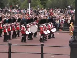 Grenadier Guards Band Marches near to Buckingham Place in the Mall at London Stock Footage