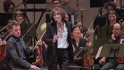 CLEAN : Sharing Gainsbourg Jane Birkin finds voice in symphony News Clip