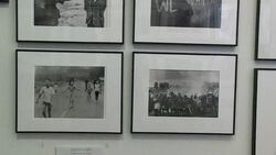 CLEAN : Moonlit African migrants image wins World News Clip