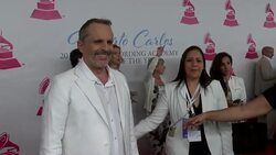 CLEAN : Brazil legendary singer Roberto Carlos honored News Clip