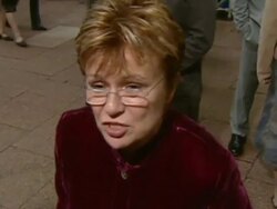 Interview with Julie Walters at the premiere of Harry Potter and the Chamber of Secrets. News Clip