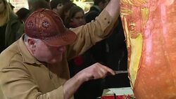 CLEAN : Clinton Trump carved on giant pumpkin for Halloween News Clip