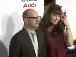 NEWS CAPSULES: Che premiere, Los Angeles, CA, 11/01/08 Stock Footage