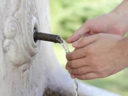 HD: Man washing hands Stock Footage